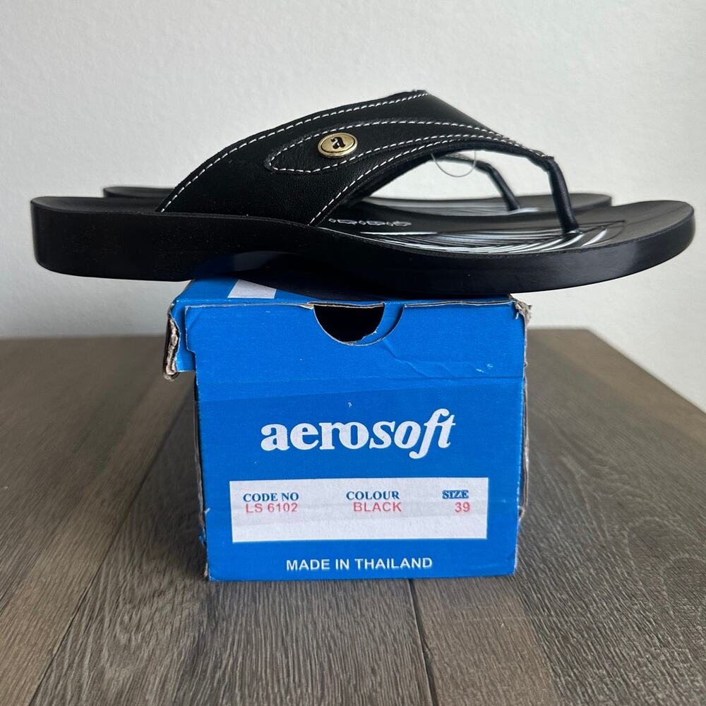Aerosoft Comfort Women's Thong Flip Flop Sandals Black Size 8 NWT Beach Slide